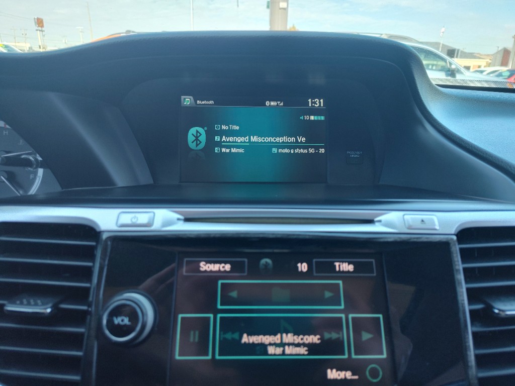 2015 Honda Accord Image 25