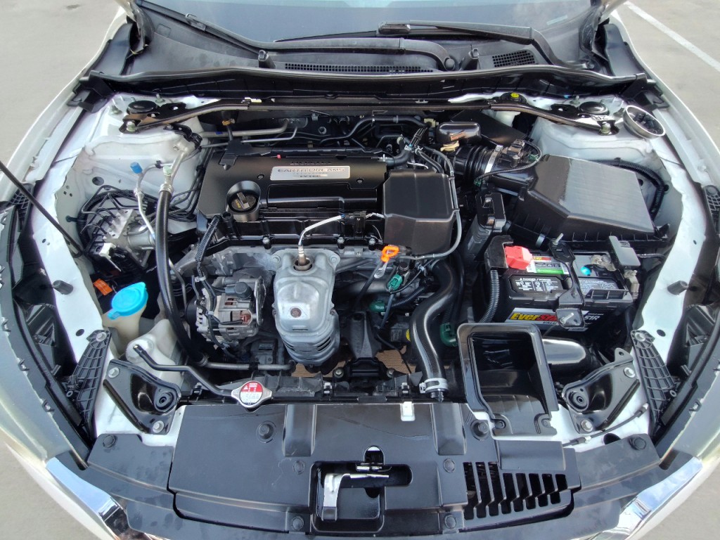 2015 Honda Accord Image 46