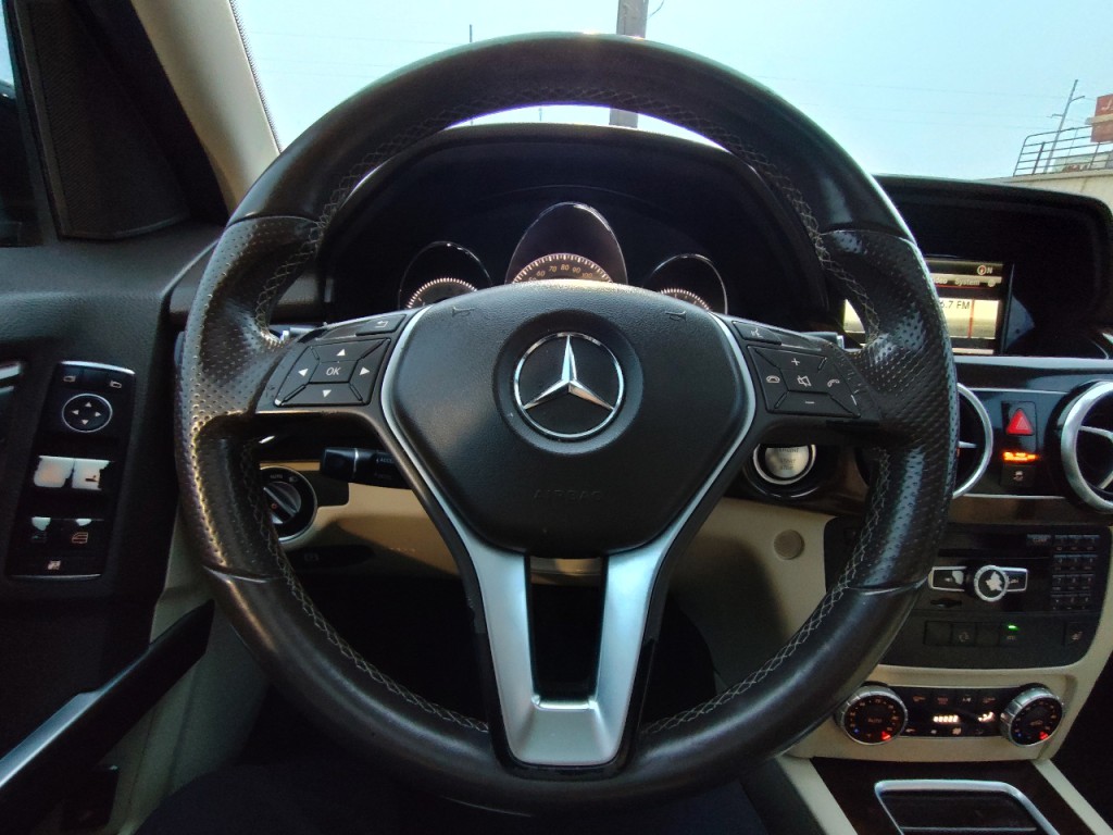 2015 Mercedes-Benz GLK-Class Image 13