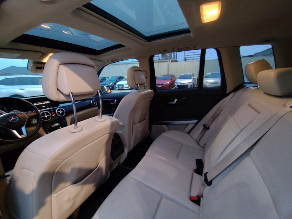 2015 Mercedes-Benz GLK-Class Image 26