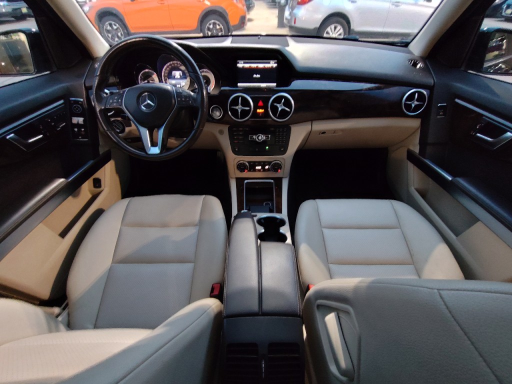 2015 Mercedes-Benz GLK-Class Image 28