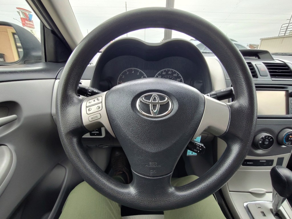 2013 Toyota Corolla Image 17