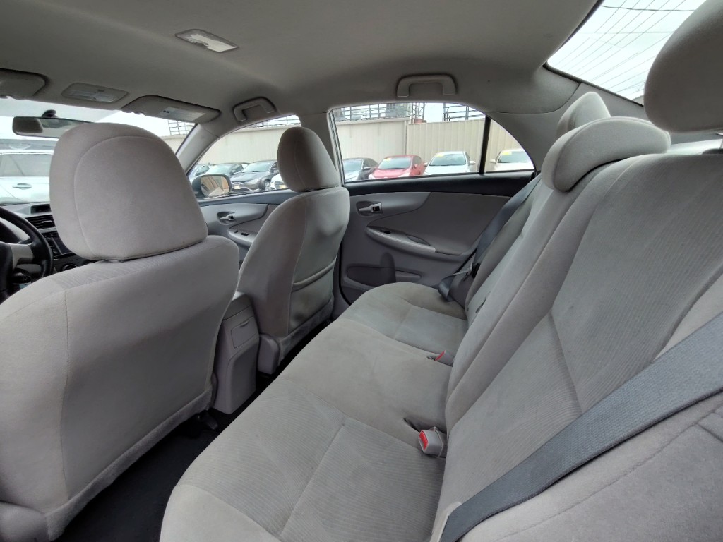 2013 Toyota Corolla Image 31