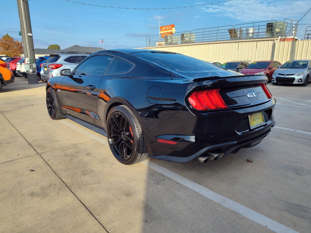 2018 Ford Mustang Image 7