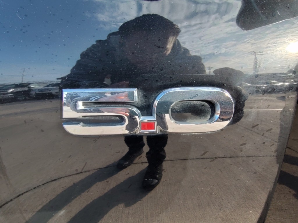 2018 Ford Mustang Image 17