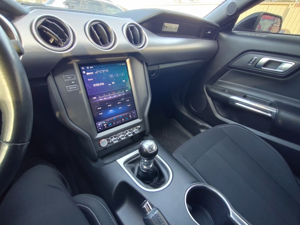 2018 Ford Mustang Image 34