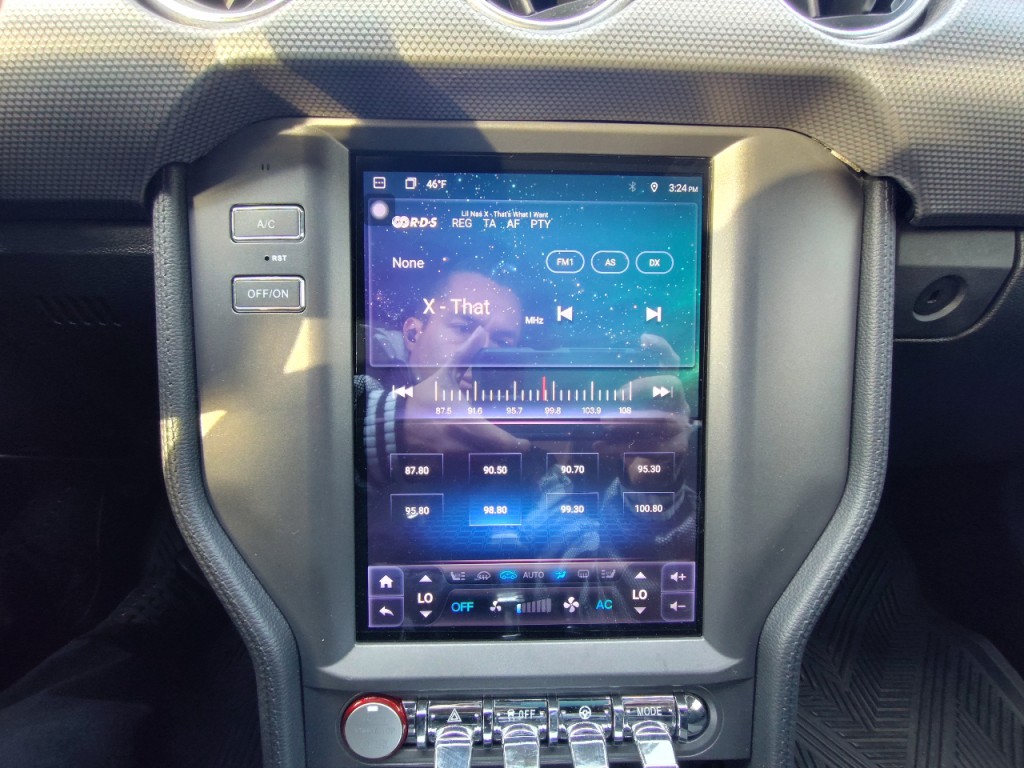 2018 Ford Mustang Image 38