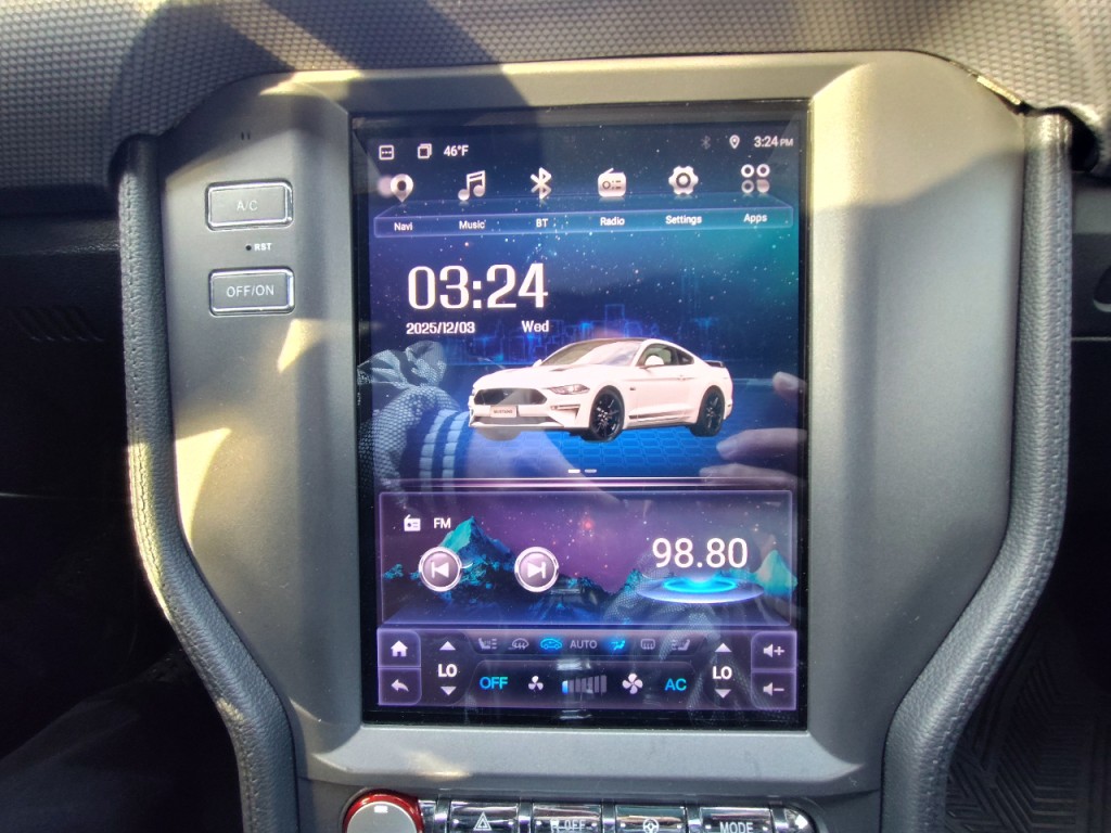 2018 Ford Mustang Image 39