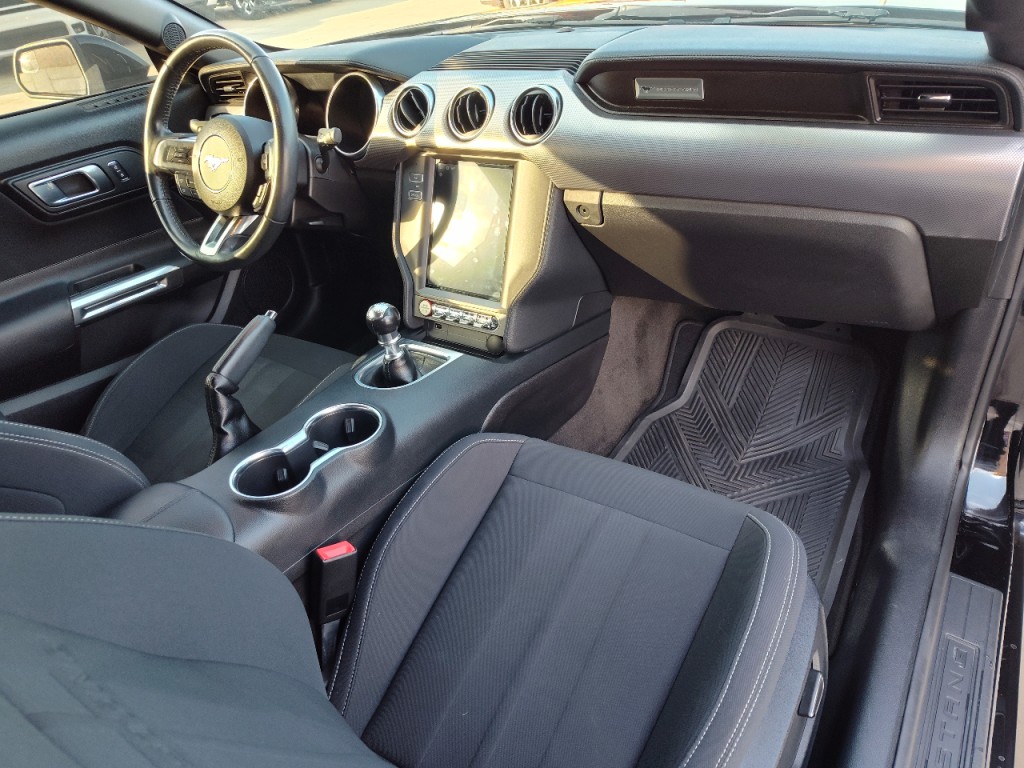 2018 Ford Mustang Image 61