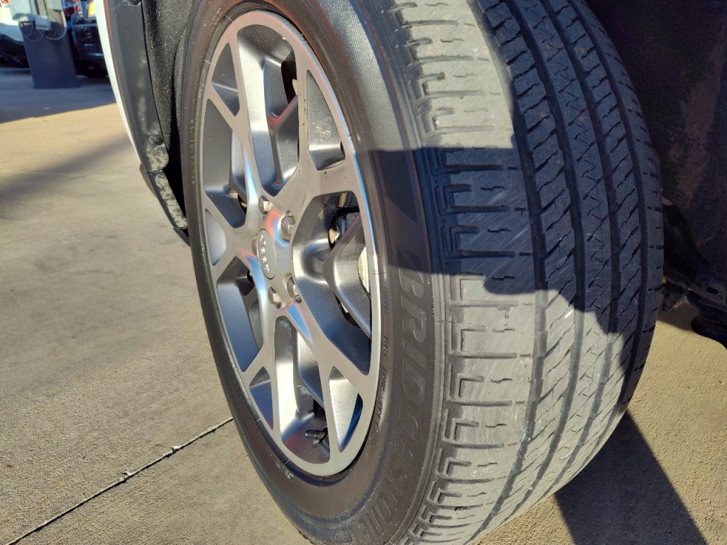 2020 Jeep Grand Cherokee Image 12