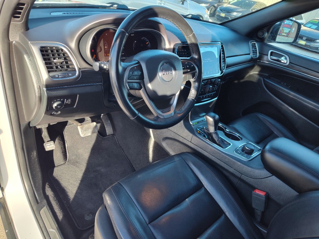 2020 Jeep Grand Cherokee Image 17