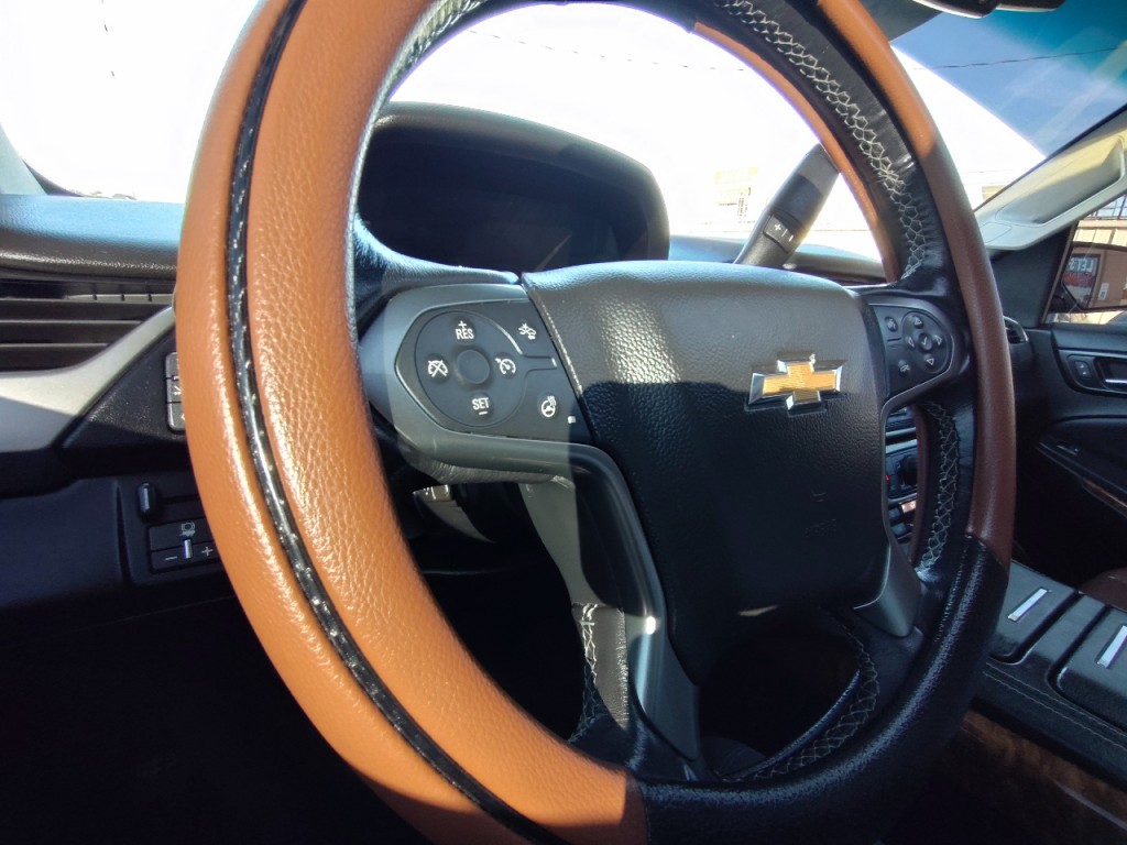 2019 Chevrolet Suburban Image 19