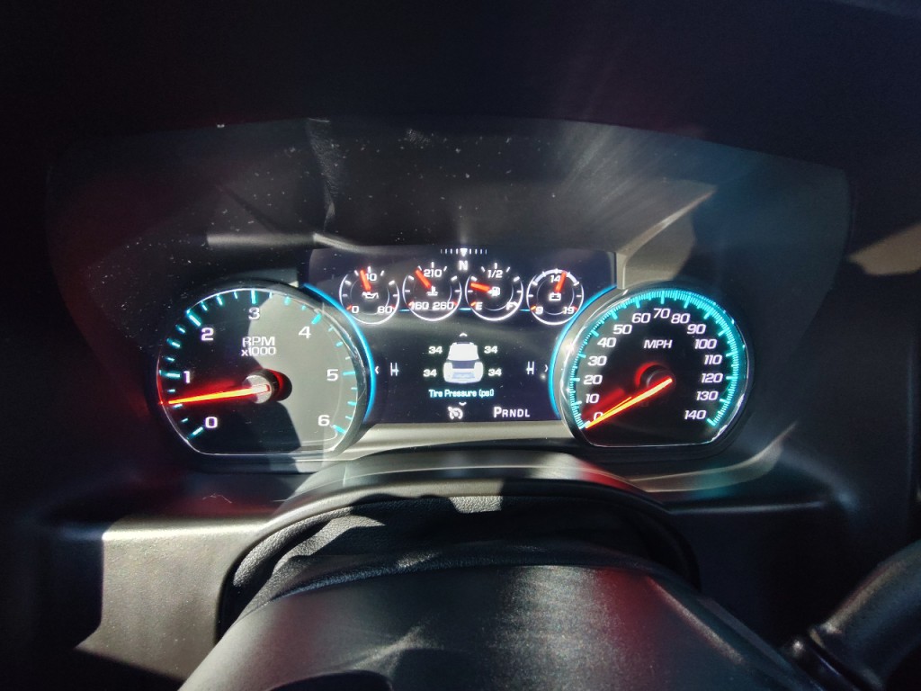 2019 Chevrolet Suburban Image 21