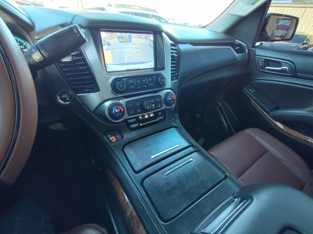 2019 Chevrolet Suburban Image 22