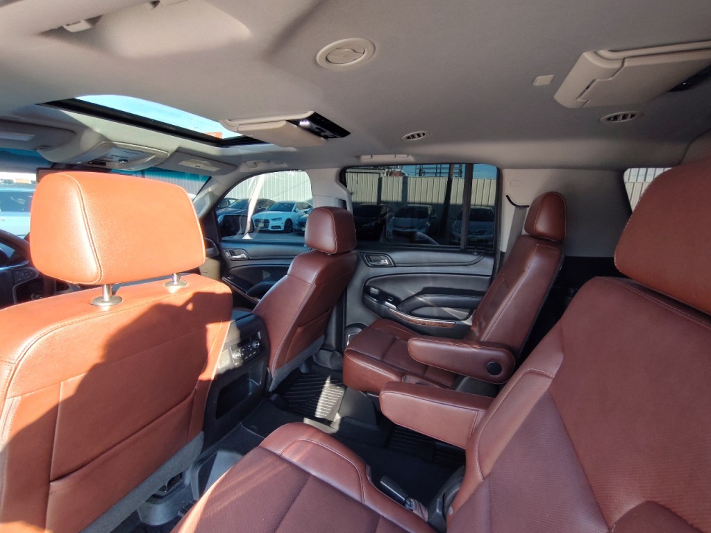 2019 Chevrolet Suburban Image 36