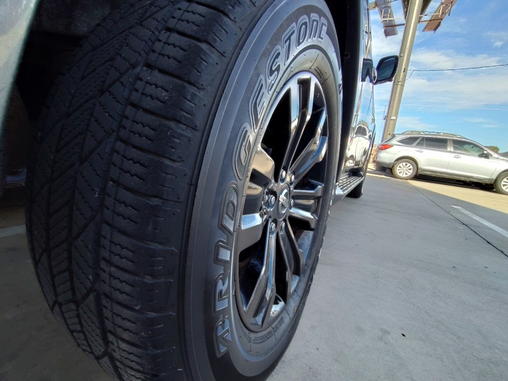 2018 Nissan Armada Image 8