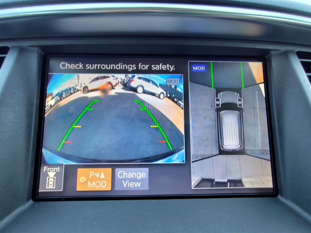 2018 Nissan Armada Image 34