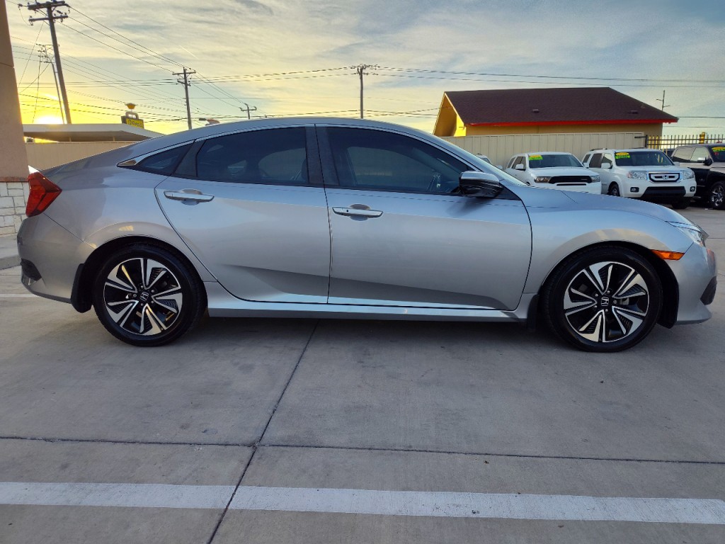 2018 Honda Civic Image 3