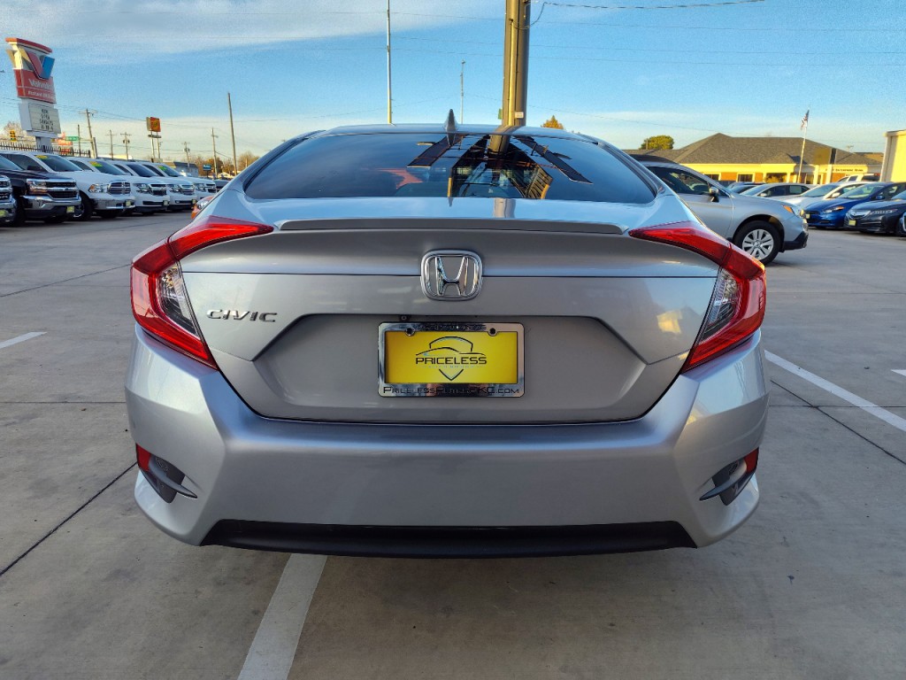 2018 Honda Civic Image 5