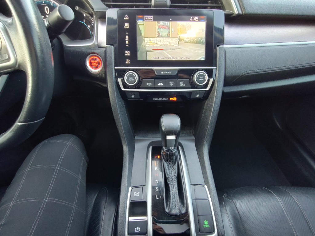 2018 Honda Civic Image 22