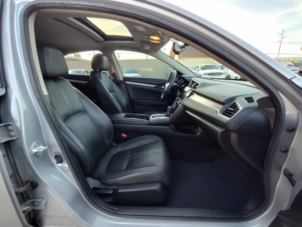 2018 Honda Civic Image 41