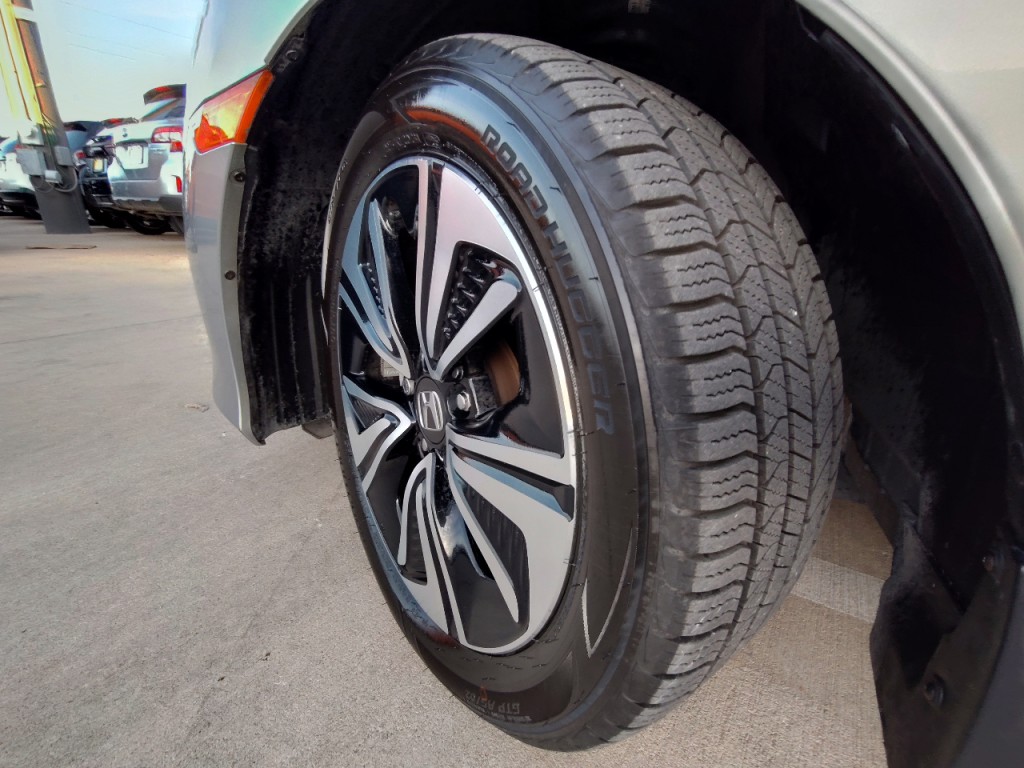 2018 Honda Civic Image 46