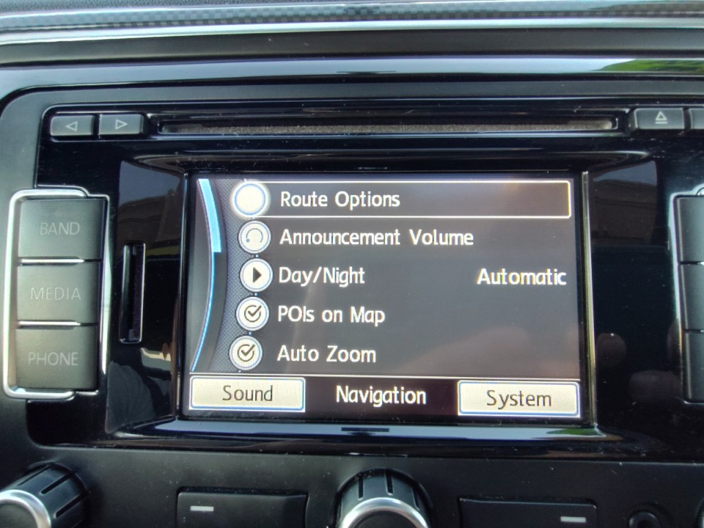 2013 Volkswagen Beetle Image 26