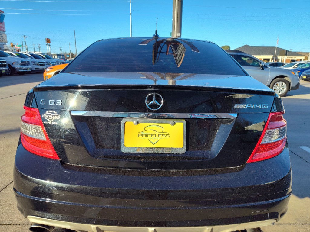 2010 Mercedes-Benz C-Class Image 5