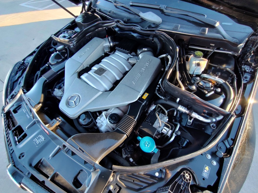 2010 Mercedes-Benz C-Class Image 48