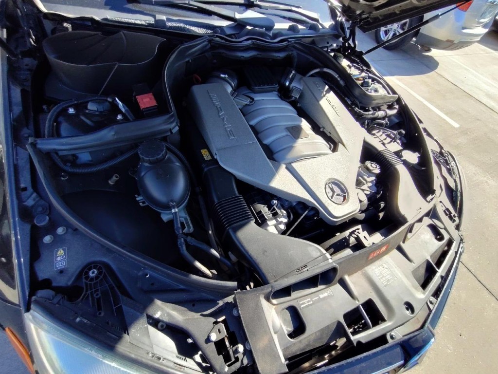 2010 Mercedes-Benz C-Class Image 52