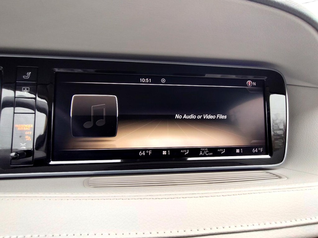 2014 Mercedes-Benz S-Class Image 25