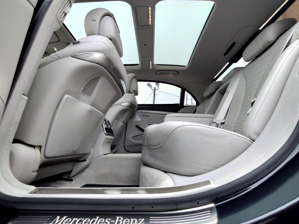 2014 Mercedes-Benz S-Class Image 33