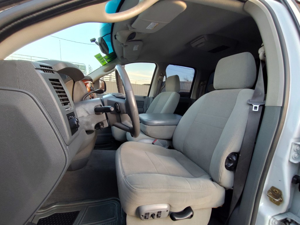 2006 Dodge Ram 1500 Image 17