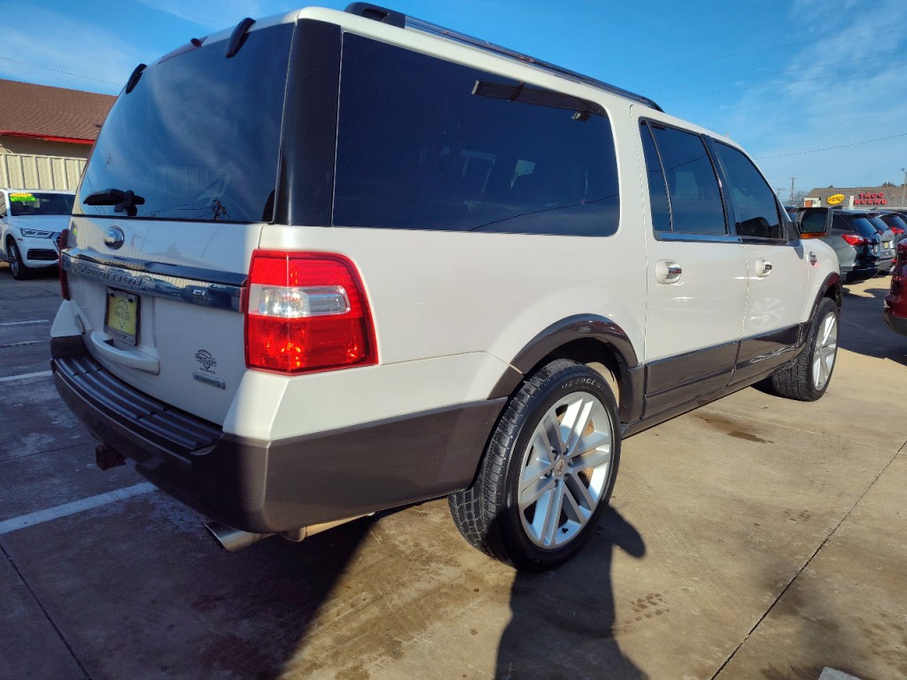 2015 Ford Expedition Image 4