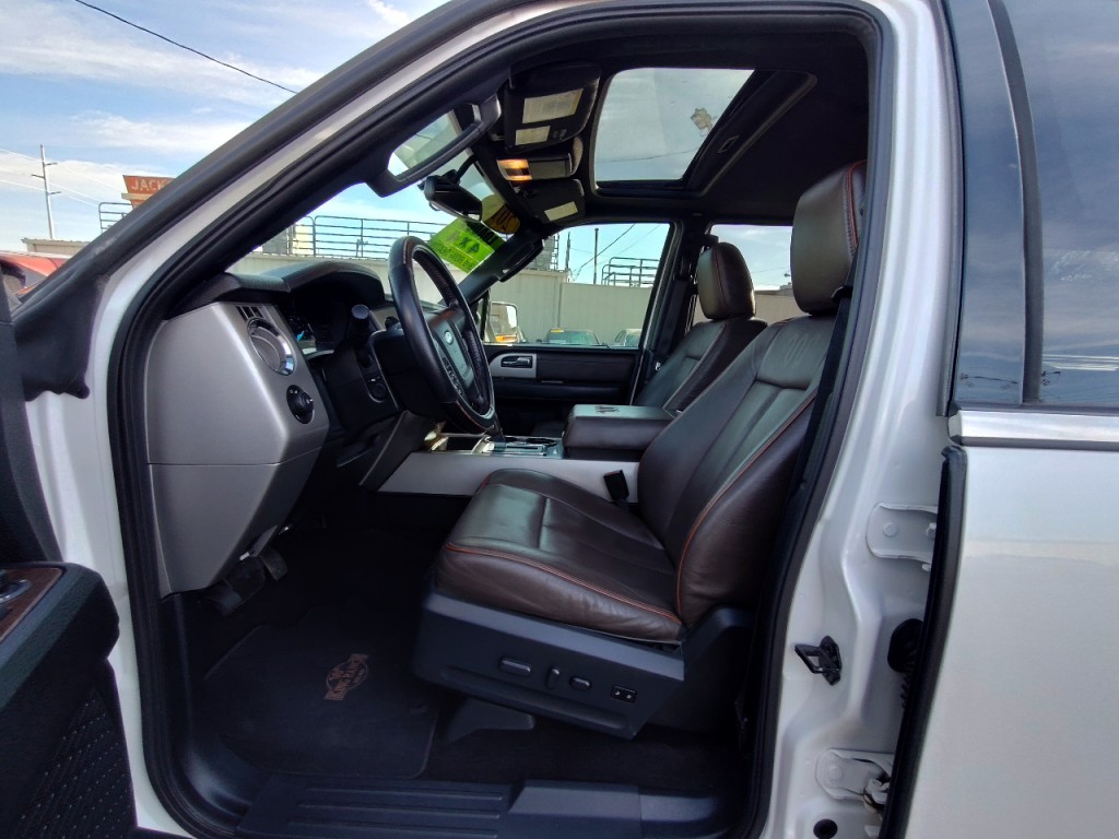 2015 Ford Expedition Image 16