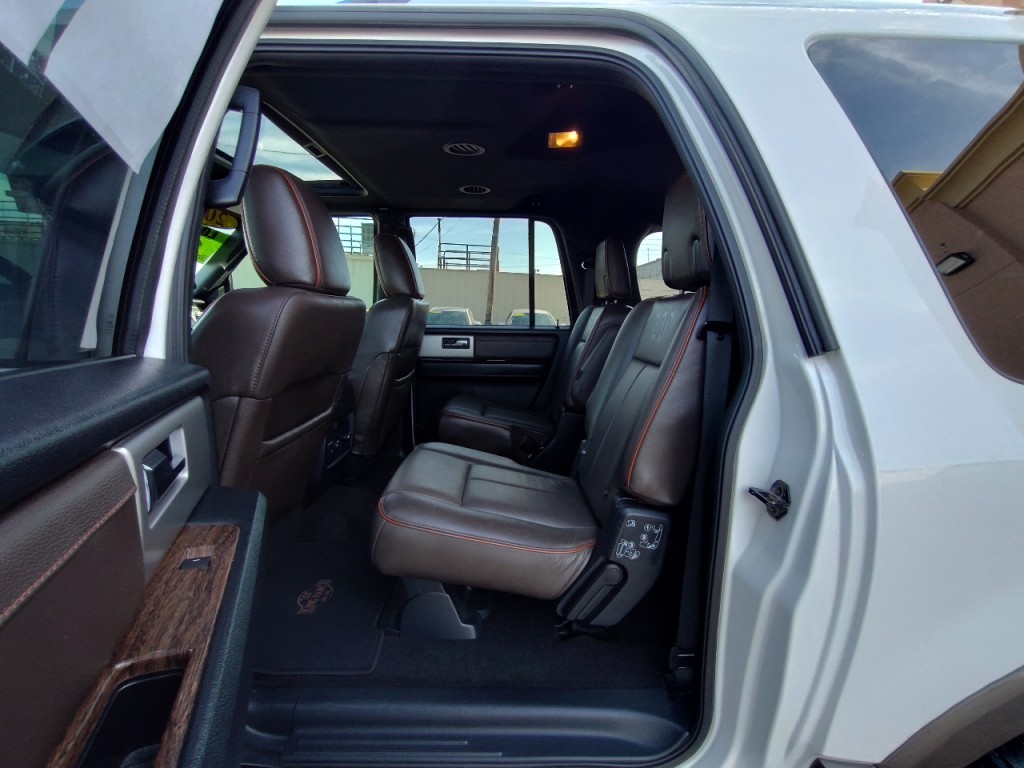 2015 Ford Expedition Image 30