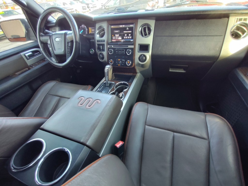 2015 Ford Expedition Image 40