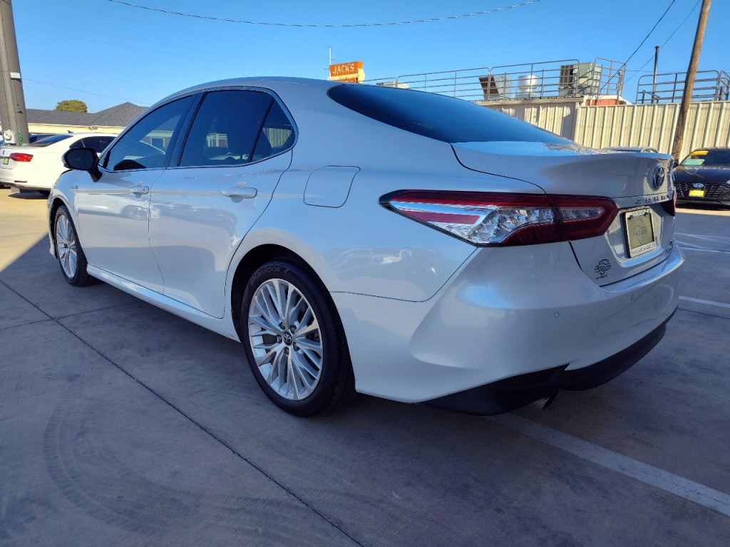 2018 Toyota Camry Image 6