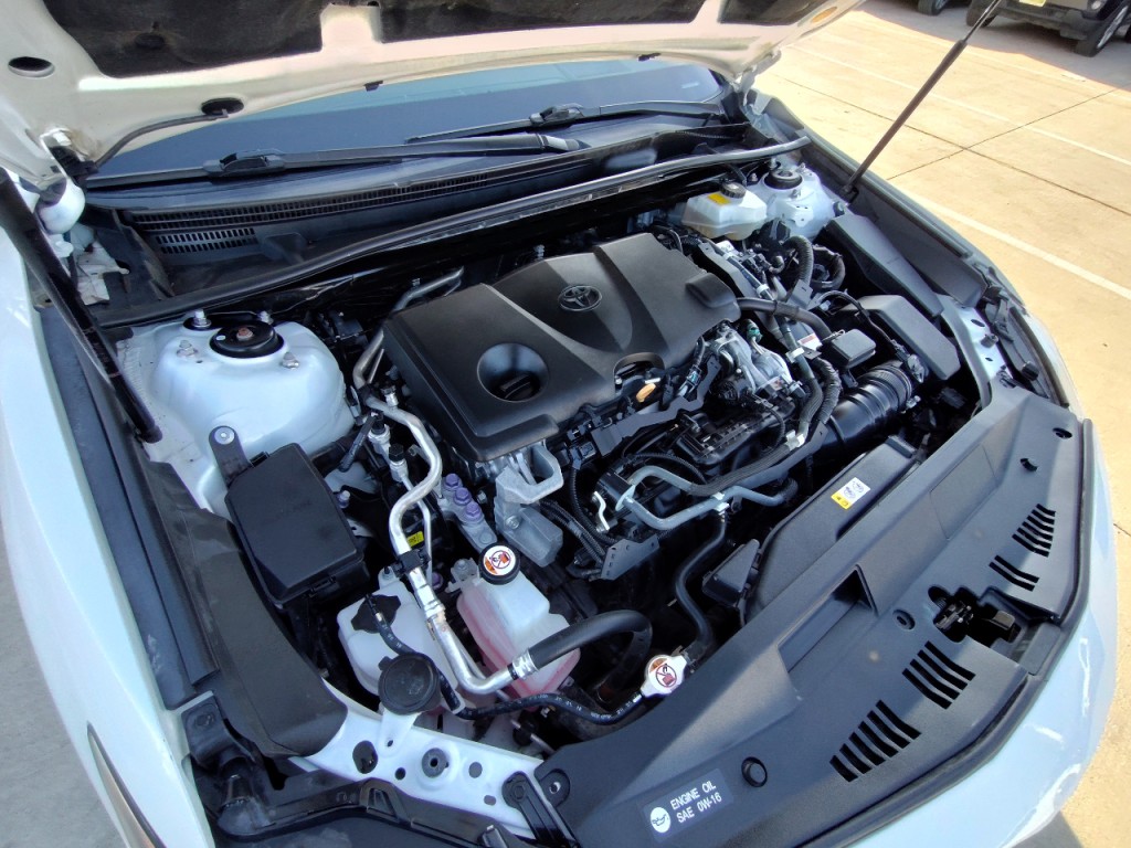 2018 Toyota Camry Image 12