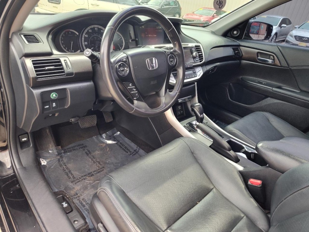 2014 Honda Accord Image 16