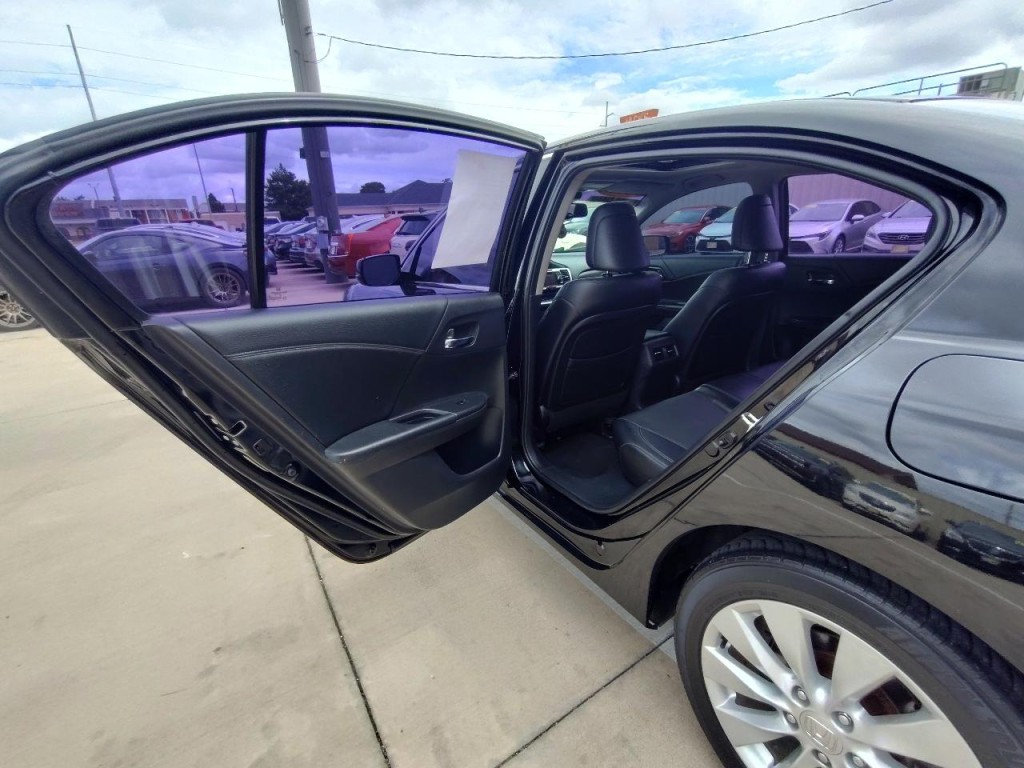 2014 Honda Accord Image 29