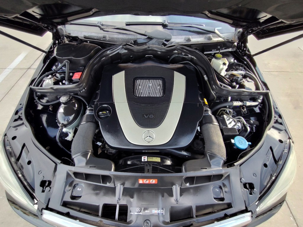 2010 Mercedes-Benz C-Class Image 43