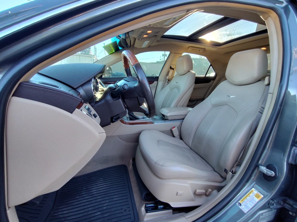 2011 Cadillac CTS Image 13