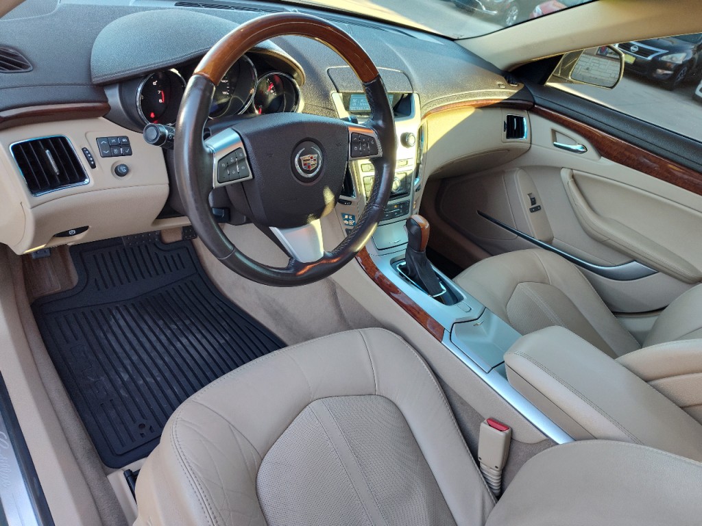 2011 Cadillac CTS Image 14