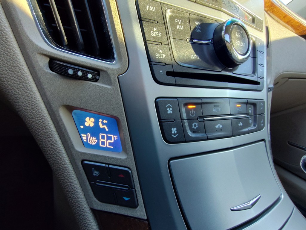 2011 Cadillac CTS Image 20