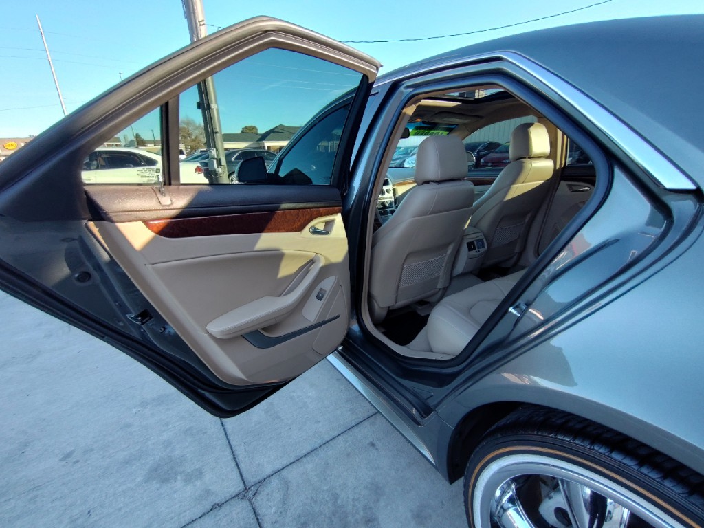 2011 Cadillac CTS Image 25