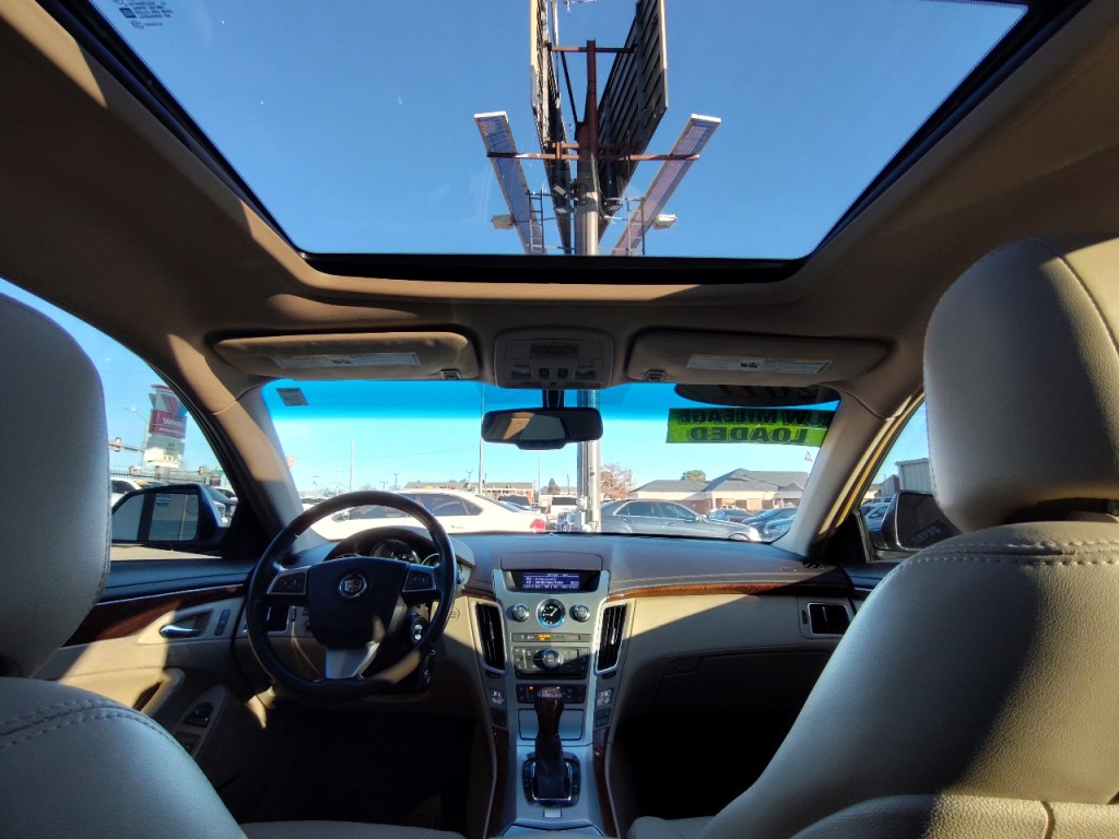 2011 Cadillac CTS Image 31