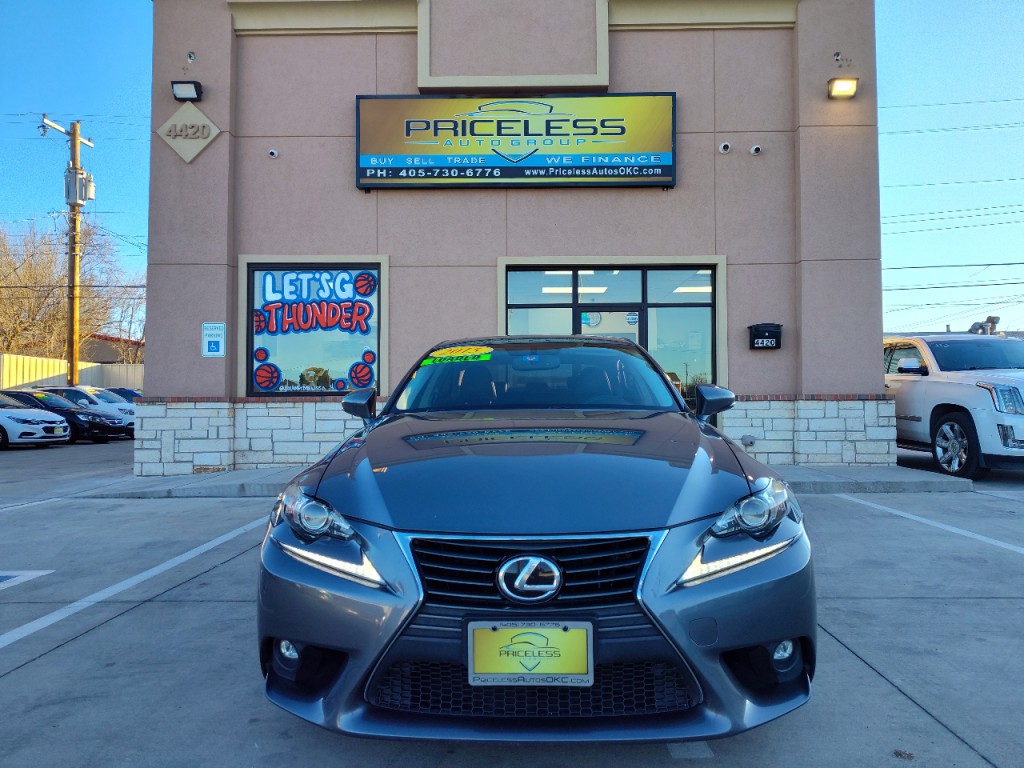 2015 Lexus IS Image 9