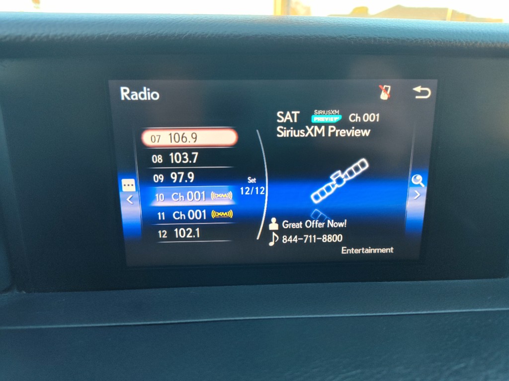 2015 Lexus IS Image 26