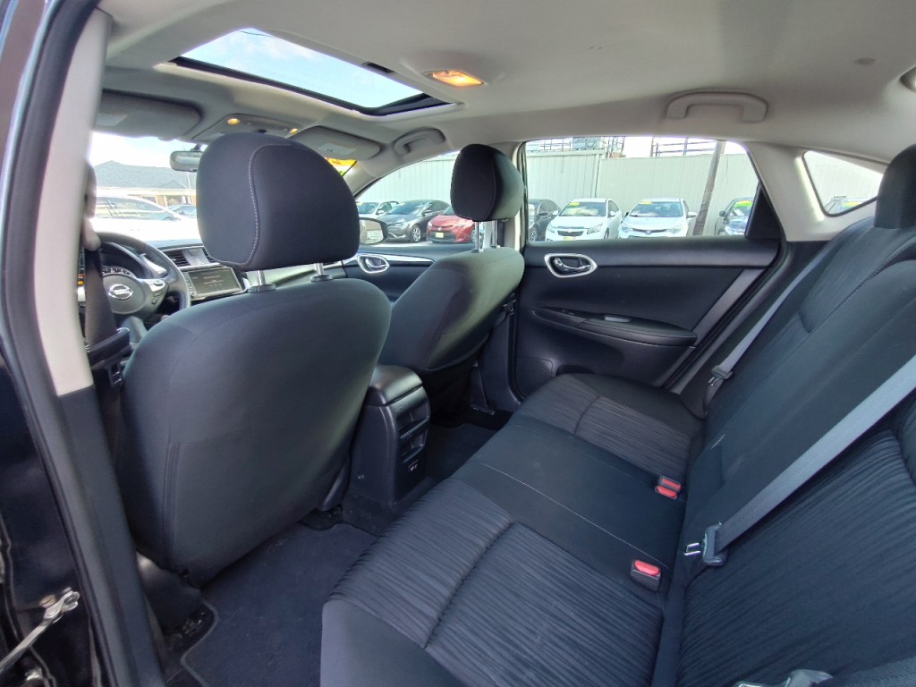 2019 Nissan Sentra Image 30